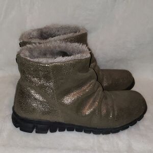 Nosox fur lined booties